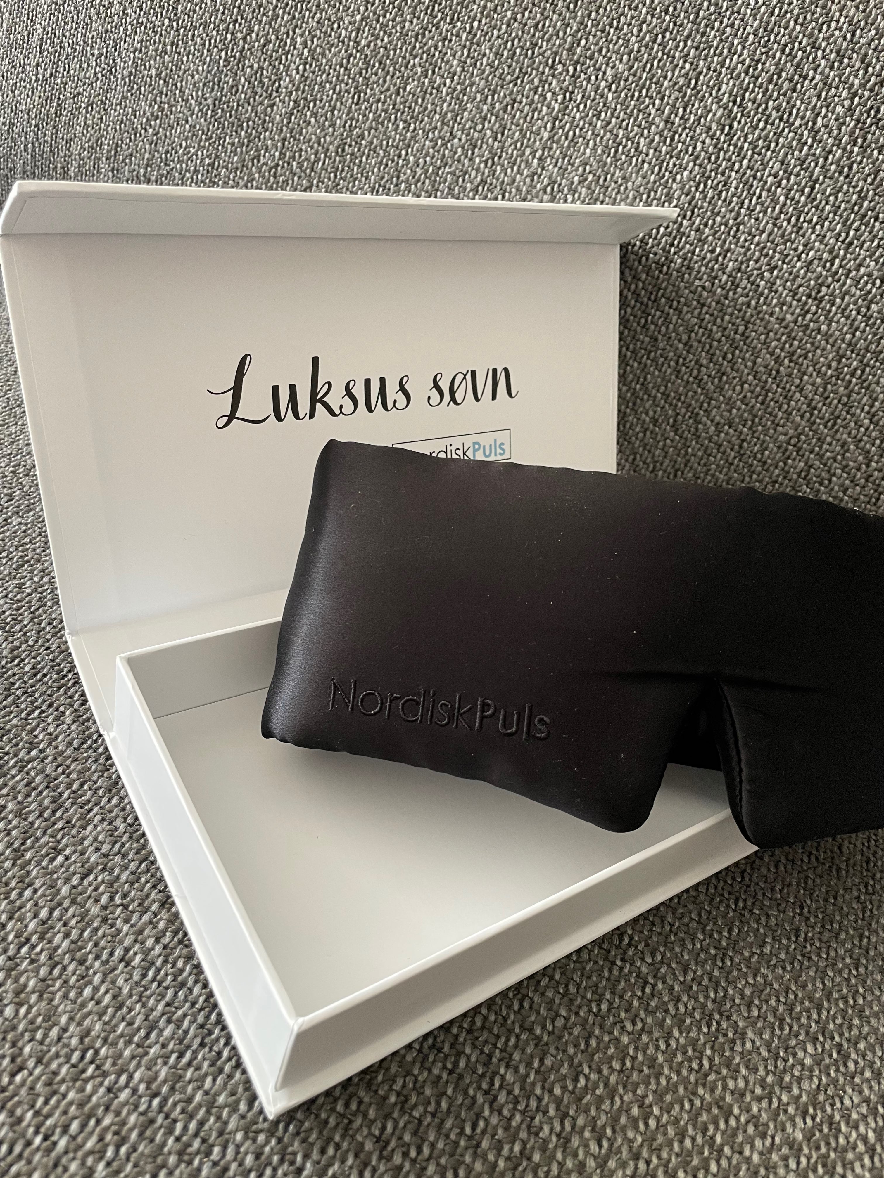 Få en luksus søvn med sovemaske